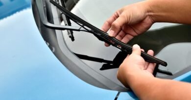 5 Signs That You Need To Change Your Windshield Wipers